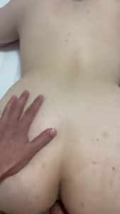 约了个06年的女大