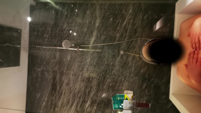 工作压力大，继续约女友开房透支身体