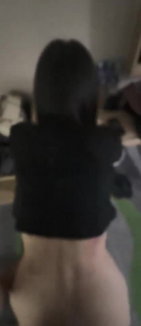很骚的少妇人妻，非要打开门做